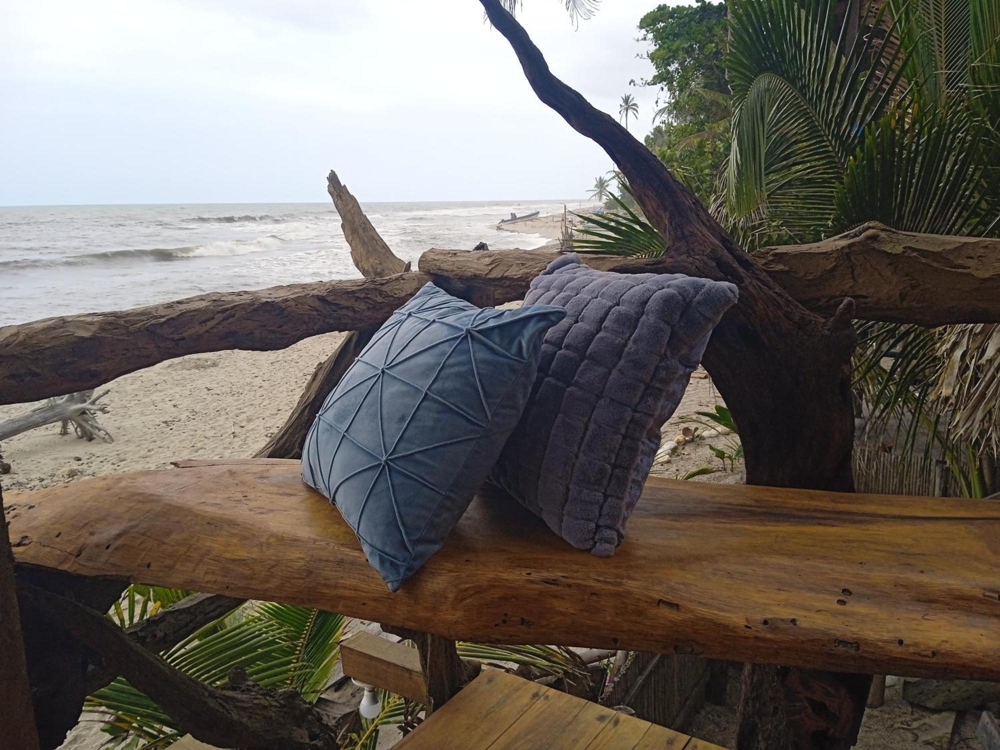 Bob Marley Beach Guachaca Ruang foto